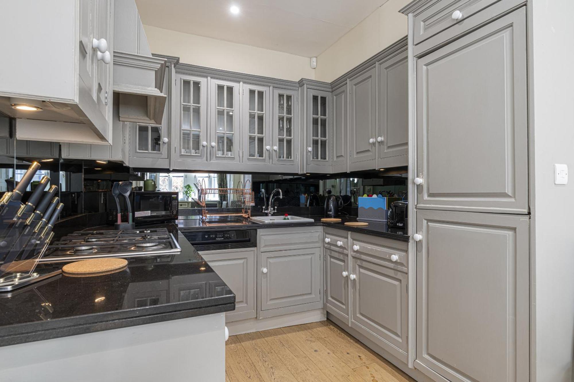 Fabulous House Near Harrods And The Science Museum Apartment Лондон Екстериор снимка